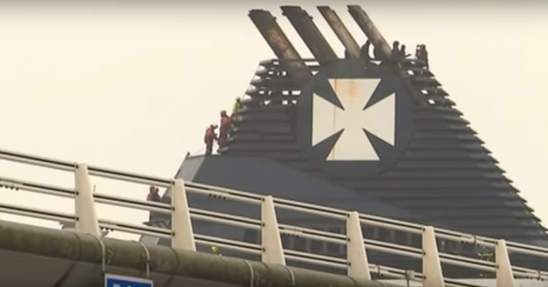 Incydent w Calais. Imigranci przypuścili szturm na prom - GospodarkaMorska.pl