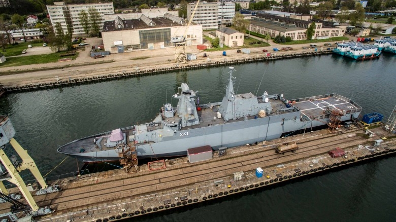 Europejski Fundusz Obronny szansą na rozwój polskiego przemysłu. Łącznie do 2027 roku na inwestycje w zakresie obronności trafi 13 mld euro - GospodarkaMorska.pl