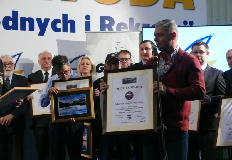 Liga Morska i Rzeczna otrzymała Grand Prix Nagrody Przyjaznego Brzegu, specjalne podziękowanie dla PZŻ - GospodarkaMorska.pl