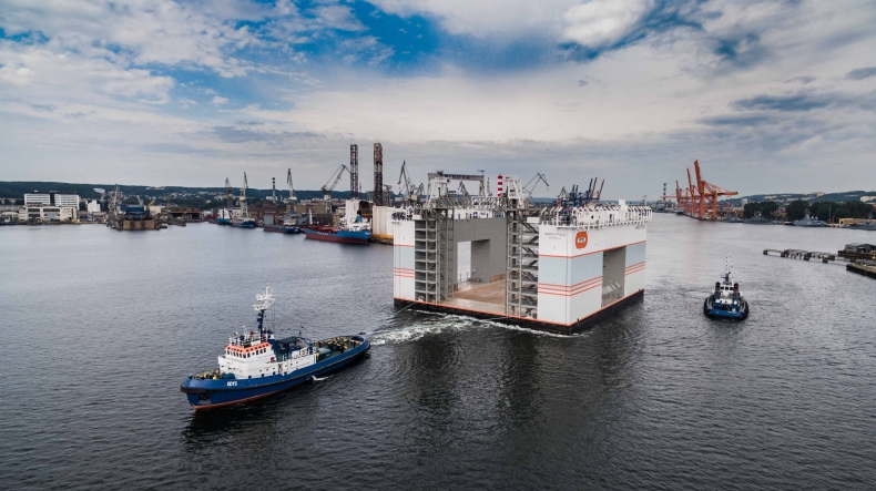 Jednostki zbudowane w stoczni Crist wystawione na sprzedaż - GospodarkaMorska.pl