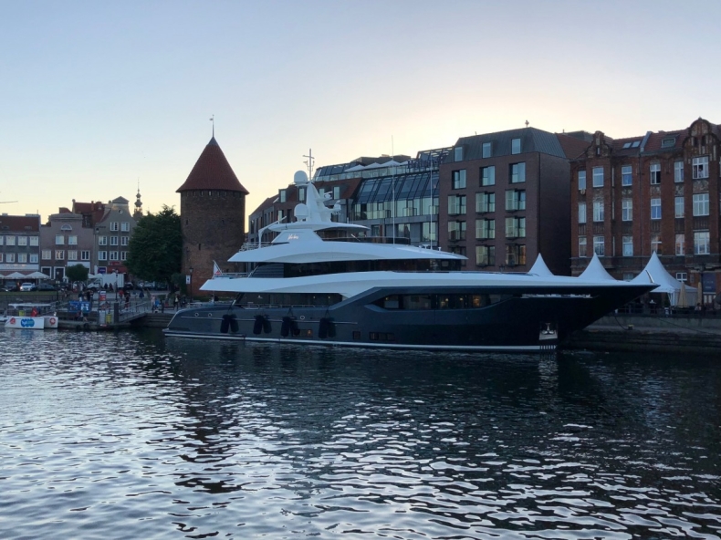 Niezwykły jacht zbudowany w Gdańsku z nominacją do prestiżowej nagrody - GospodarkaMorska.pl