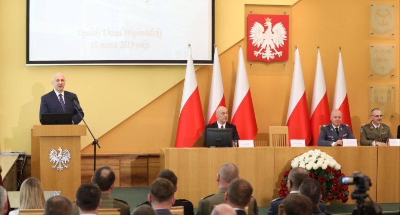 Brudziński: Dopóki PiS będzie przy władzy, dopóty służby mundurowe będą modernizowane - GospodarkaMorska.pl