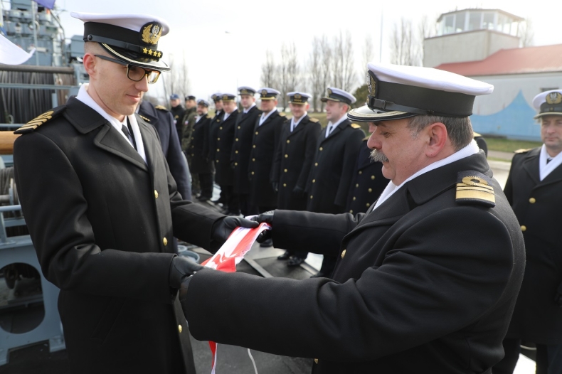 Nowy dowódca ORP Drużno - GospodarkaMorska.pl