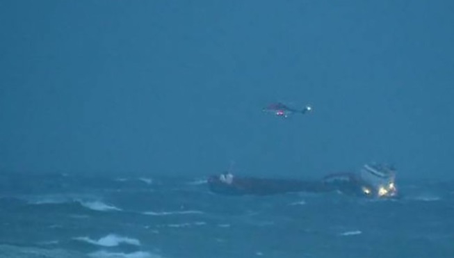 Norwegia: Drugi statek potrzebuje pomocy w rejonie awarii wycieczkowca (foto, wideo) - GospodarkaMorska.pl