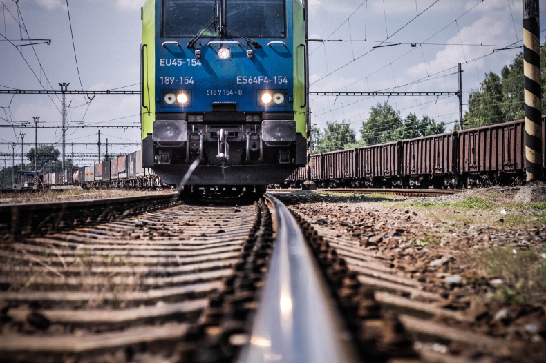 Blisko 1,6 tys. km nowych linii kolejowych do obsługi Centralnego Portu Komunikacyjnego - GospodarkaMorska.pl