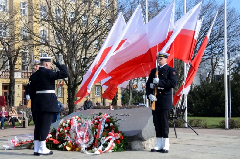 74. rocznica zakończenia walk o Trójmiasto - GospodarkaMorska.pl