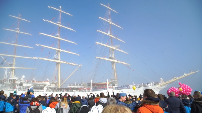 Duda do załogi Daru Młodzieży: płynęliście ku słońcu, na spotkanie przyszłości - GospodarkaMorska.pl