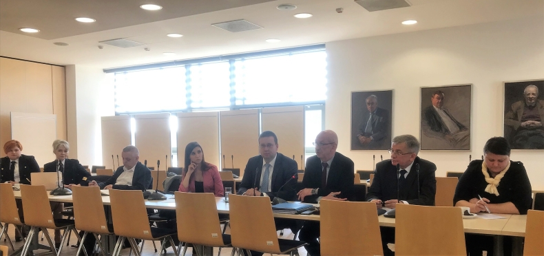 O nowoczesnym i ekologicznym recyklingu statków na UAM w Poznaniu podczas posiedzenia Grupy Roboczej ds. Zielonej Stoczni - GospodarkaMorska.pl