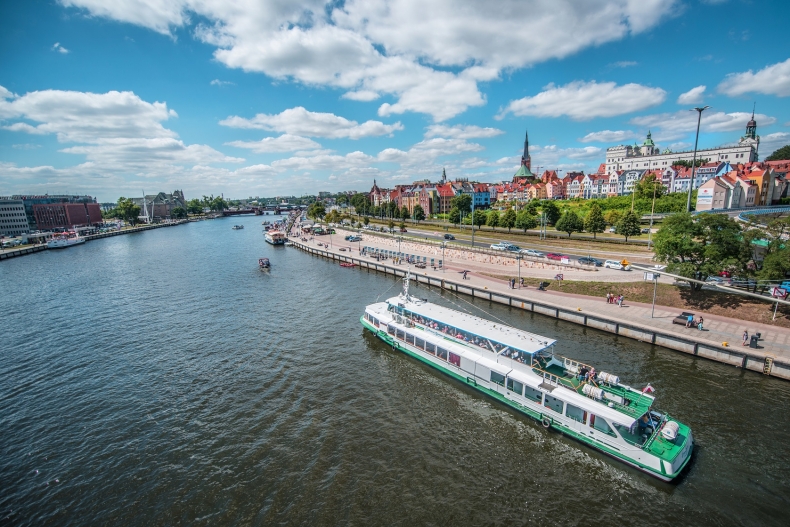 Wznowienie rejsów białej floty pod opieką Unity Line - GospodarkaMorska.pl