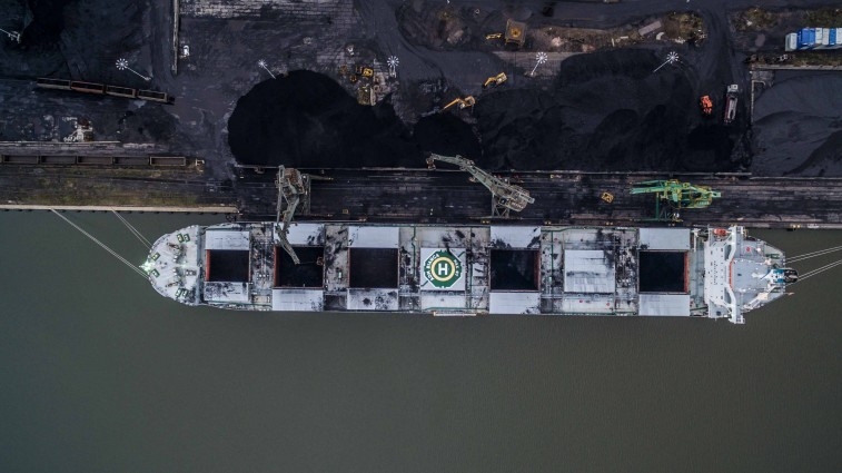 Raport: Polska energetyka na zakręcie, rośnie import węgla, stagnacja w OZE - GospodarkaMorska.pl