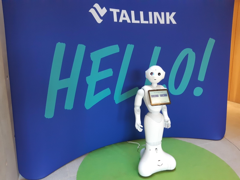 Interaktywny robot na pokładzie promu Megastar - GospodarkaMorska.pl