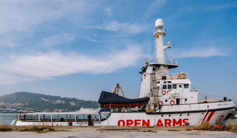 Hiszpania: Statek Open Arms otrzymał zgodę na wyjście z portu w Barcelonie - GospodarkaMorska.pl