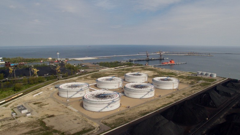 PERN rozbudowuje Terminal Naftowy w Gdańsku; teren przygotowany jest pod nowe zbiorniki - GospodarkaMorska.pl