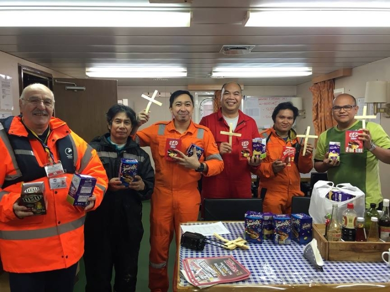 Tak marynarze świętują Wielkanoc (foto) - GospodarkaMorska.pl