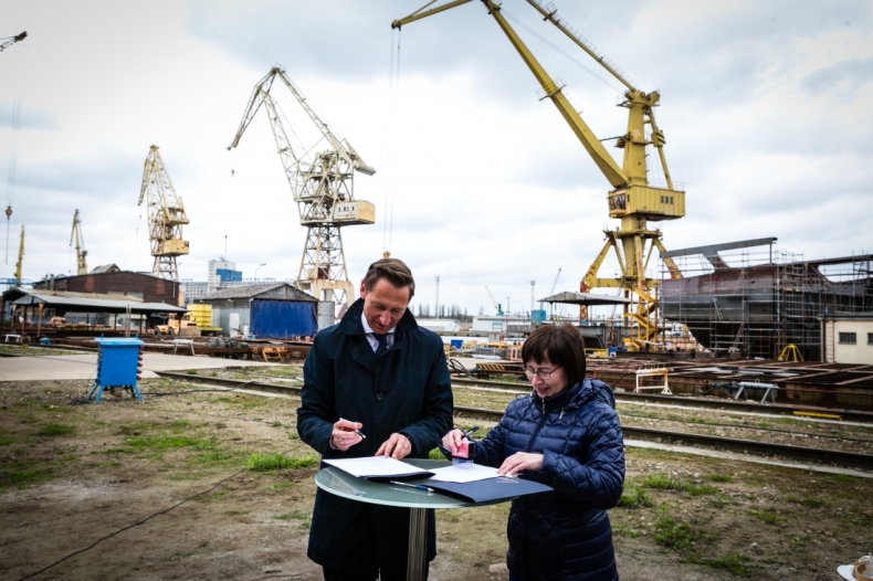 Pomorze Zachodnie wspiera branżę stoczniową (foto) - GospodarkaMorska.pl