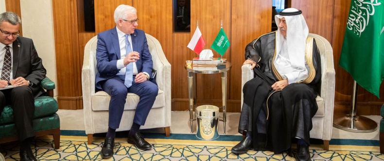 Minister Jacek Czaputowicz z wizytą w Arabii Saudyjskiej - GospodarkaMorska.pl