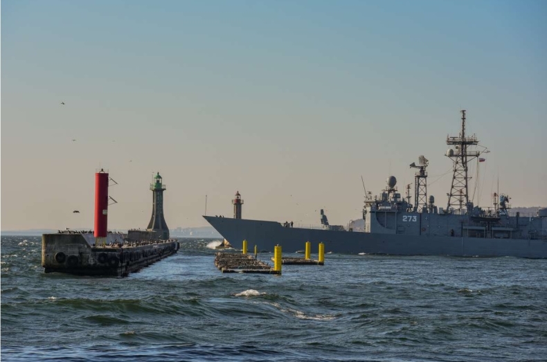 Ćwiczenia NATO i gdyńskiej Flotylli na poligonach morskich Morza Bałtyckiego - GospodarkaMorska.pl