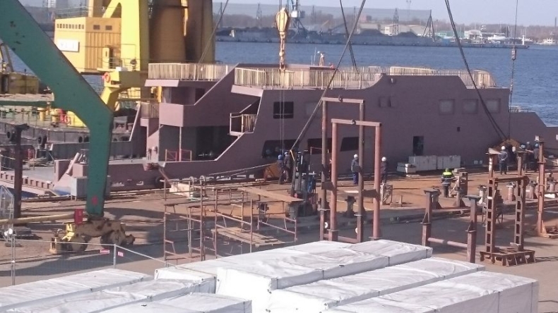 Coraz bliżej końca budowy nowego promu dla ÆrøXpressen - GospodarkaMorska.pl