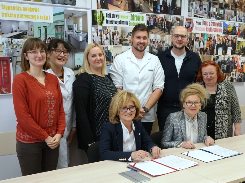 Współpraca Wód Polskich z Gdańskim Uniwersytetem Medycznym - GospodarkaMorska.pl