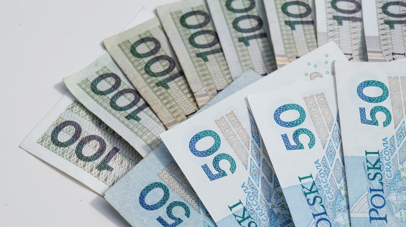DZIEŃ NA FX/FI: Złoty osłabi się wobec euro; na rynku długu możliwy nieznaczny spadek rentowności - GospodarkaMorska.pl