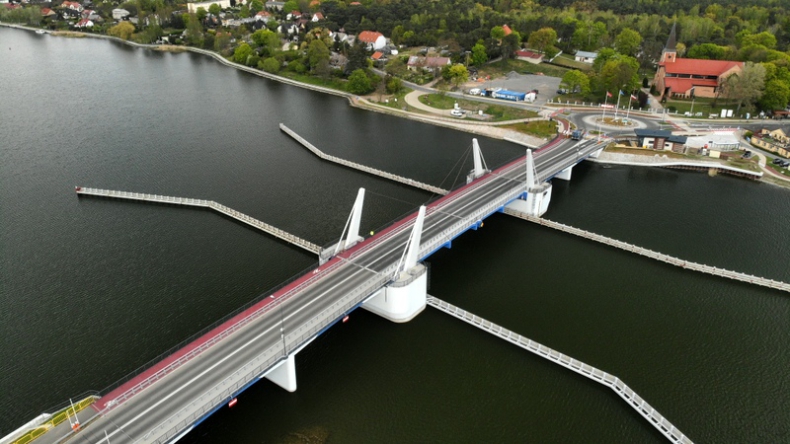 Most na Wyspę Sobieszewską już w pełnej krasie. Rozpoczęła się procedura odbiorowa - GospodarkaMorska.pl