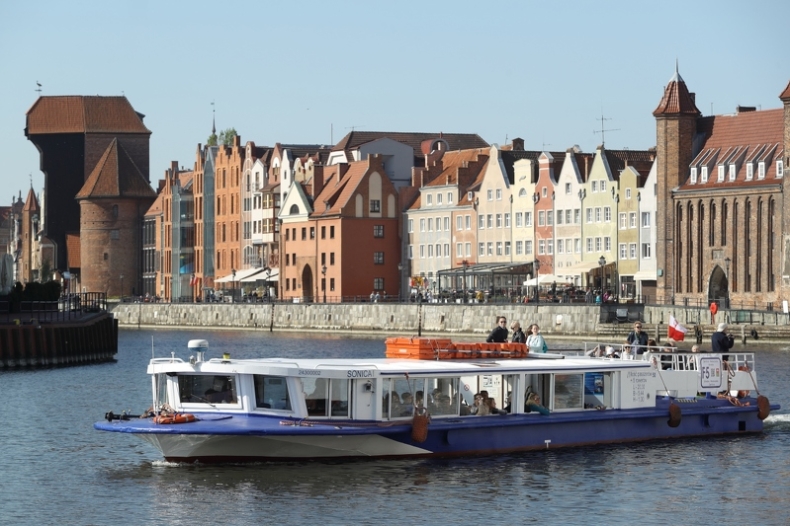 Tramwaje wodne. Jeden darmowy rejs dla posiadaczy Gdańskiej Karty Mieszkańca - GospodarkaMorska.pl