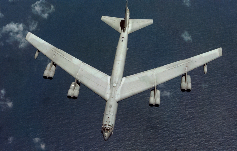 USA/Reuters: W grupie uderzeniowej na Bliskim Wschodzie będą bombowce B-52 - GospodarkaMorska.pl