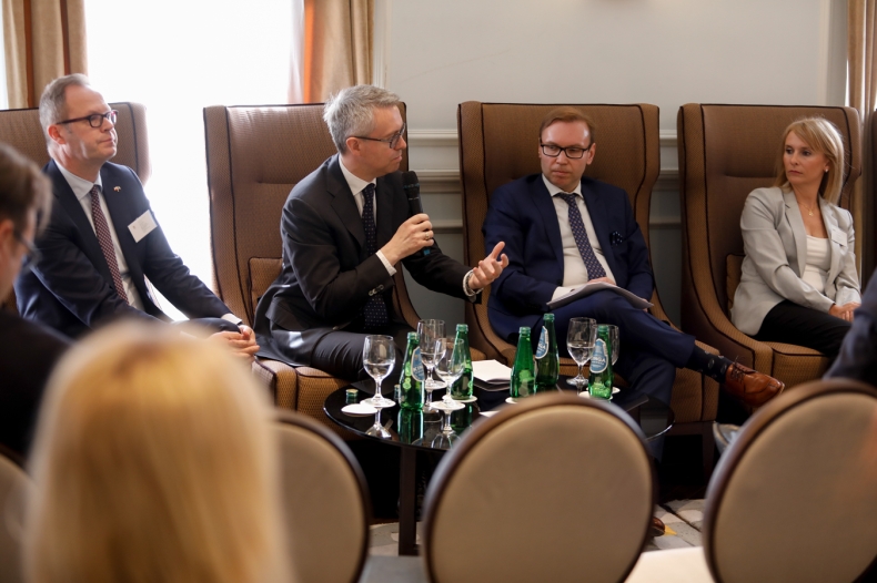 Skandynawia wspiera transformację energetyczną w Polsce - GospodarkaMorska.pl