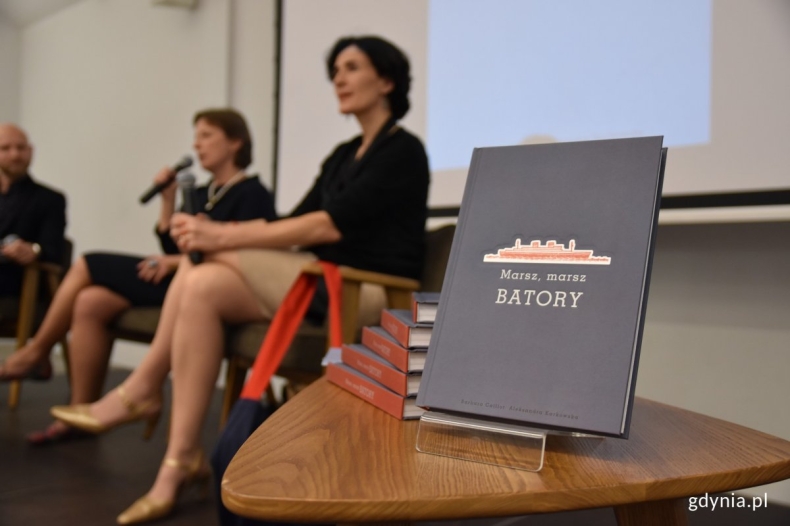 Marsz, marsz Batory - opowieść utkana ze wspomnień - GospodarkaMorska.pl