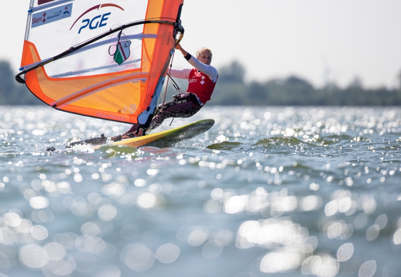 Medemblik Regatta: Zofia Klepacka nadal trzecia, a Maciej Kluszczyński wygrał dwa wyścigi - GospodarkaMorska.pl