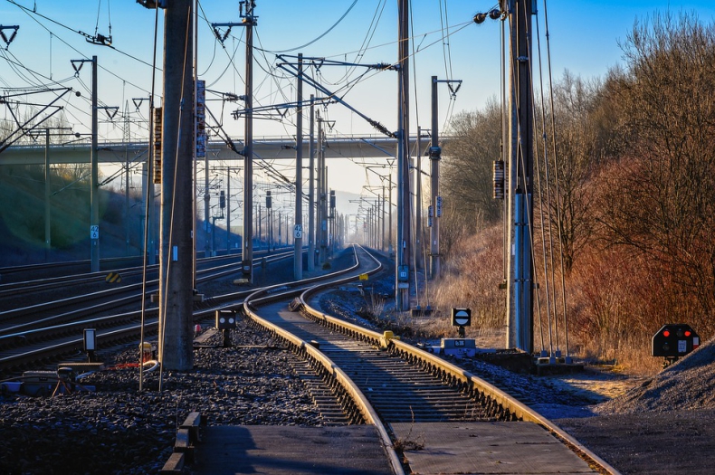 Do 28 czerwca przesunięto termin składania ofert w przetargu na odcinek Czyżew-Białystok Rail Baltica - GospodarkaMorska.pl