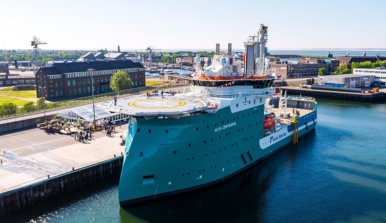Acta Centaurus ochrzczony. Statek częściowo powstał w stoczni CRIST - GospodarkaMorska.pl