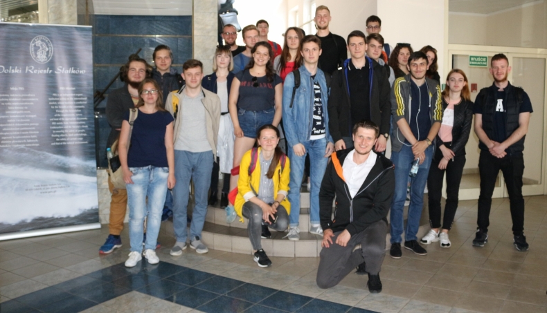 Studenci Akademii Morskiej w Szczecinie z wizytą w PRS - GospodarkaMorska.pl