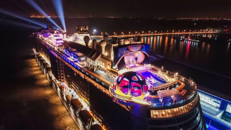 Spectrum of the Seas zadebiutował w Chinach (wideo) - GospodarkaMorska.pl