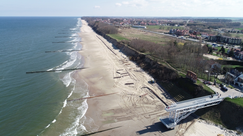 Konferencja dotycząca projektu „Zabezpieczenie zagrożonych odcinków zachodniego wybrzeża” - GospodarkaMorska.pl