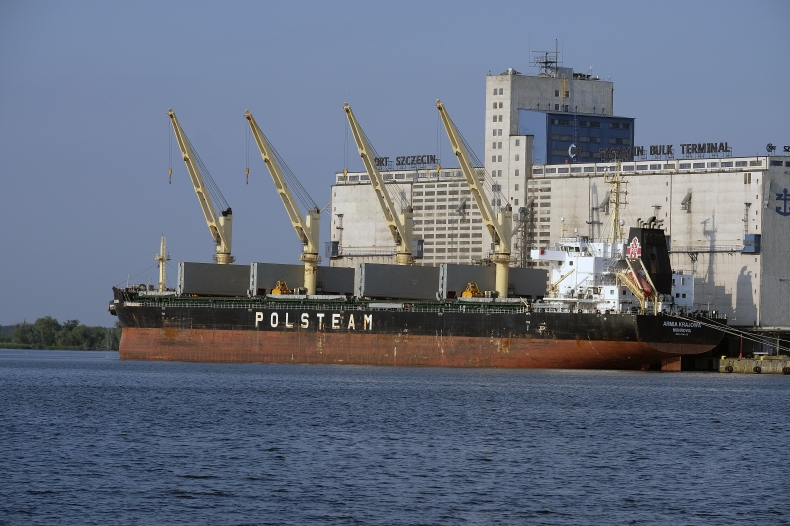 Jeden z najnowszych statków PŻM zacumował w Szczecinie - GospodarkaMorska.pl