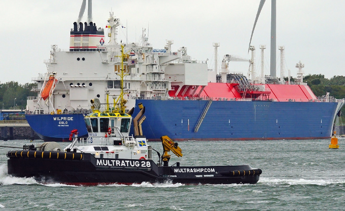 Gazowiec LNG Awilco zderzył się z innym statkiem w pobliżu Singapuru - GospodarkaMorska.pl