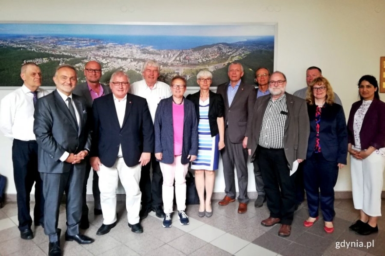 O współpracy między Gdynią a Szlezwikiem-Holsztynem - GospodarkaMorska.pl