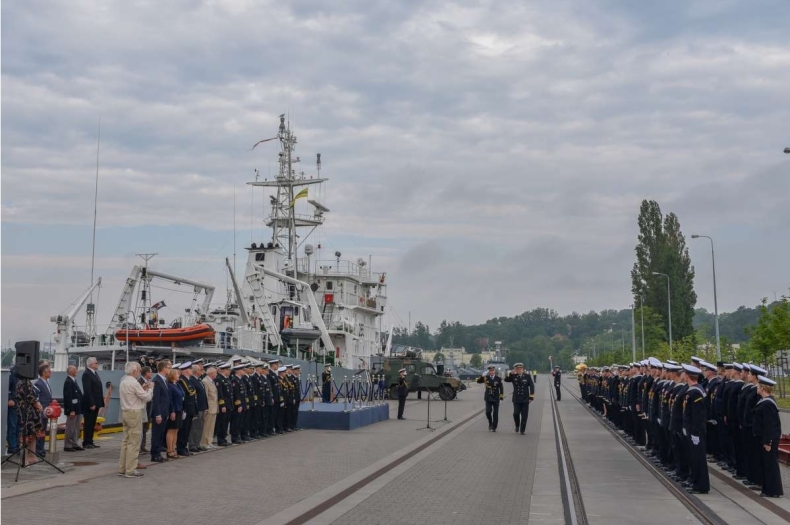 60 lat Dywizjonu Zabezpieczenia MW - GospodarkaMorska.pl
