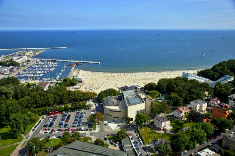 Kąpielisko Śródmieście i Marina Gdynia z Błękitną Flagą - GospodarkaMorska.pl