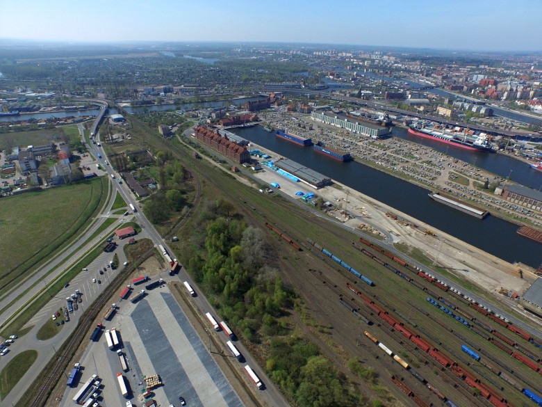 Torpol wykona modernizację szlaków kolejowych do portów w Szczecinie i w Świnoujściu - GospodarkaMorska.pl