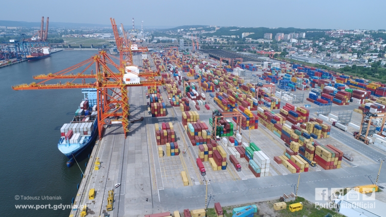 Przygotowania do wielkiego przetargu w Porcie Gdynia - GospodarkaMorska.pl