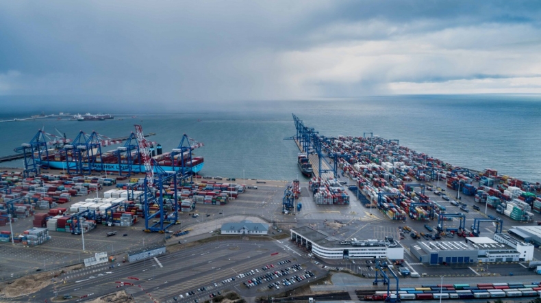 Polski transport rozwija tempo (wideo) - GospodarkaMorska.pl