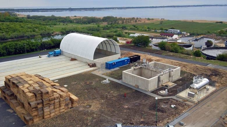 Ścieki leją się do Zatoki Puckiej. Awaria w oczyszczalni Swarzewo - GospodarkaMorska.pl