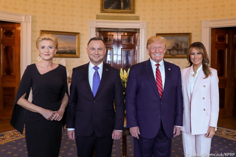 Trump: Gratuluje prezydentowi Dudzie, że Polska płaci na obronność 2 proc. PKB - GospodarkaMorska.pl