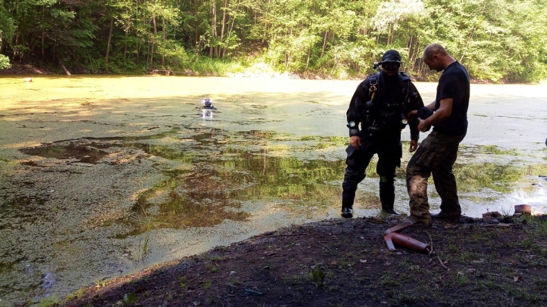Akcja nurków z 12. Dywizjonu Trałowców w okolicy Lwówka Śląskiego - GospodarkaMorska.pl
