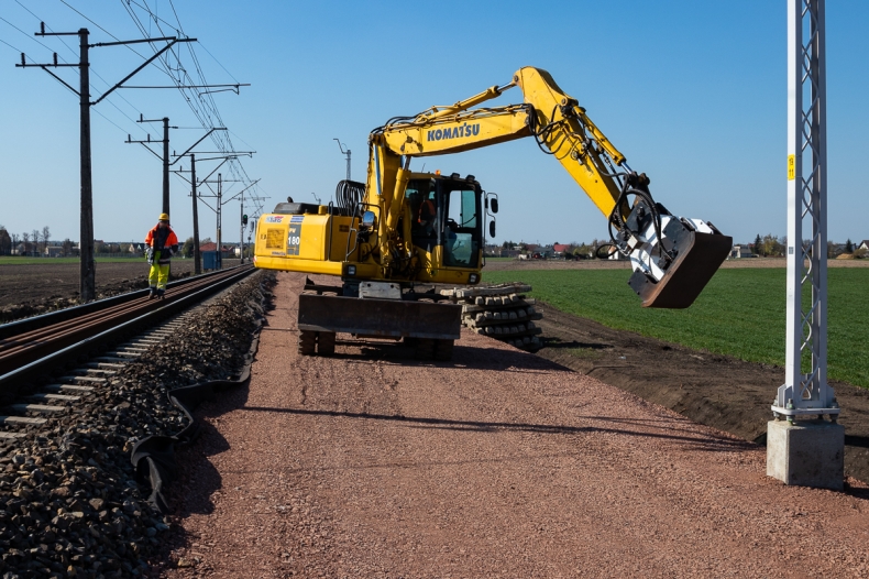 Szczecin: Modernizacja trasy kolejowej między Słonicami a Choszcznem - GospodarkaMorska.pl