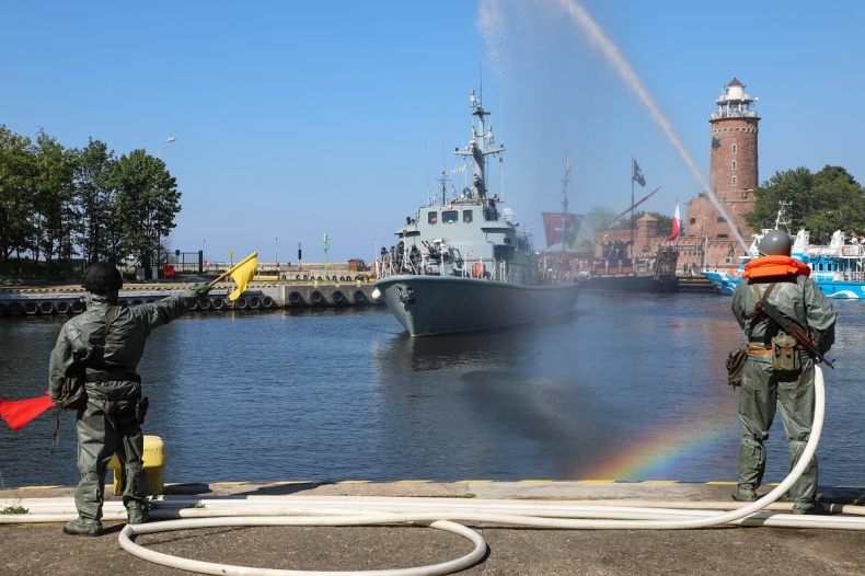 8. Flotylla Obrony Wybrzeża w ćwiczeniu DRAGON-19 - GospodarkaMorska.pl