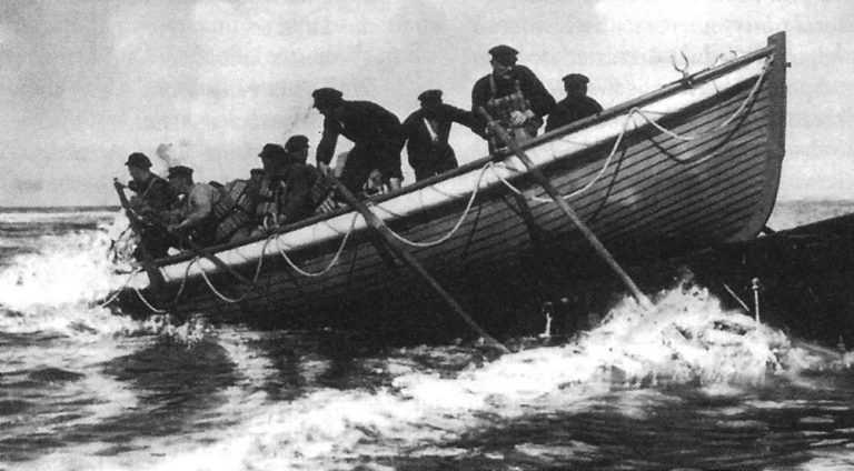 Jak przed stu laty ratowano żeglarzy? - GospodarkaMorska.pl