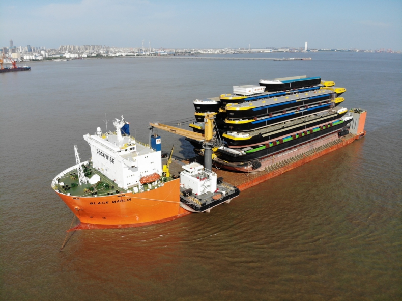 Concordia Damen wysłała 18 kadłubów z Szanghaju do Rotterdamu - GospodarkaMorska.pl